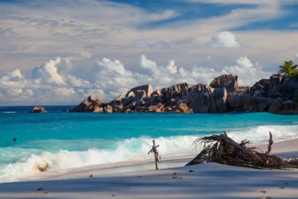 10 Best Tropical Places to Visit for a Dream Vacation